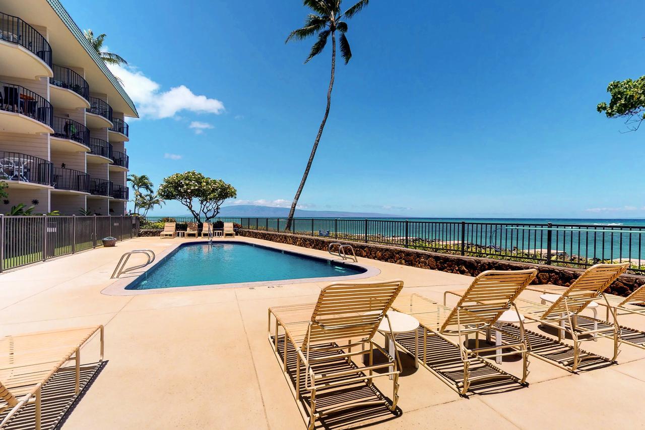 Kahana Reef Oceanfront Condos מראה חיצוני תמונה